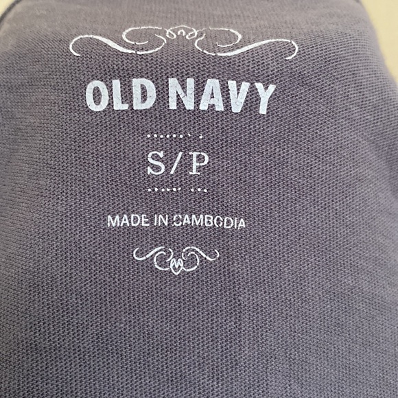 Old Navy Gray Top - Picture 5 of 6